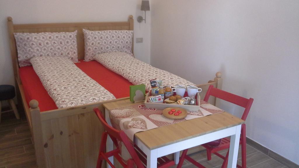 Maison Torrent Bed & Breakfast Doues Room photo